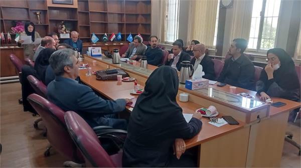 جلسه پایش آزمون های الکترونیک به سرپرستی دکتر علی پورمتعبد، رئیس دانشکده پزشکی و با حضور معاونین، جمعی از اعضای هیات علمی و سایر مسئولین برگزار کننده آزمون ها درمورخ 8 آذر برگزار گردید