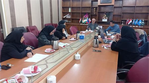 جلسه بررسی  مستندات استانداردهای حوزه ۶ ( کمیته ارزیابی درونی اعتبار بخشی آموزش پزشکی عمومی)