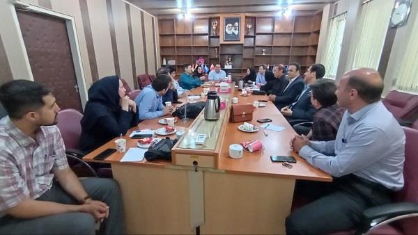 برگزاری جلسه کمیته برنامه ریزی درسی در سالن جلسات دفتر ریاست دانشکده پزشکی