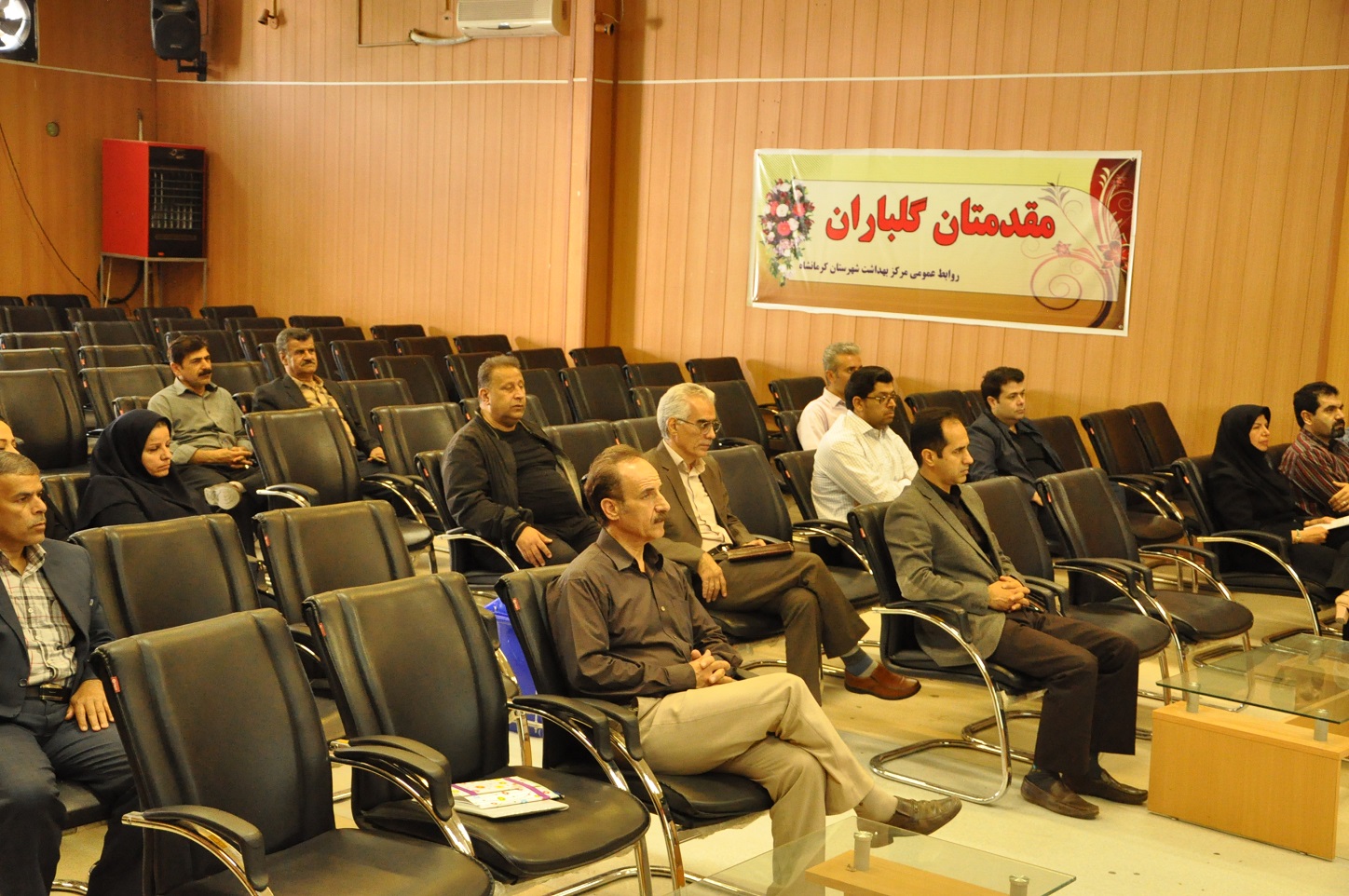 جلسه آموزشی جهت نمایندگان ادارات 6