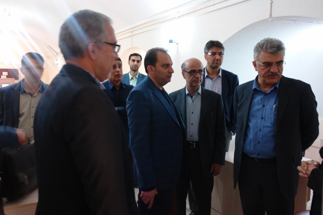 بازدید دکتر حیدرزاده سرپرست محترم مرکز سنجش اموزش پزشکی از مرکز آزمون الکترونیک دانشکده پزشکی.pdf