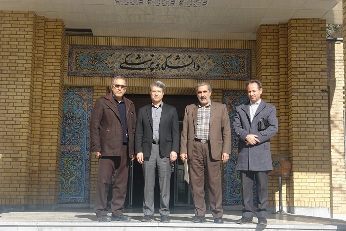 بازدید استاد روانشناسی دانشگاه ماساچوست از دانشکده پزشکی