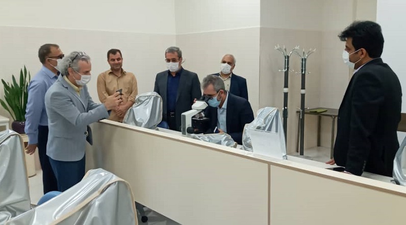 بازدید ریاست دانشگاه از دانشکده پزشکی در ۲۵ خرداد ماه