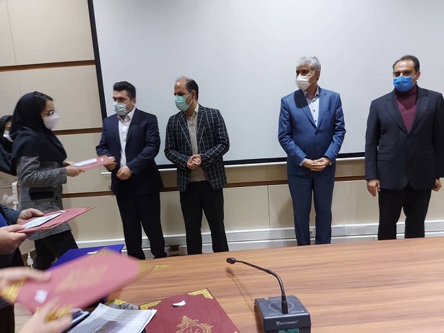 نشست تقدیر از افتخار آفرینان دوره های 12 و 13 المپیاد علمی دانشجویی