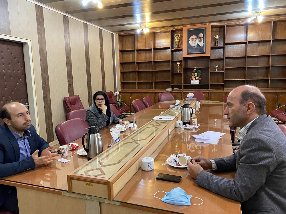 جلسه مسئول آموزش مجازی با مدیر محترم گروه طب سنتی و معاون محترم تحصیلات تکمیلی در خصوص آموزش مجازی درس طب سنتی