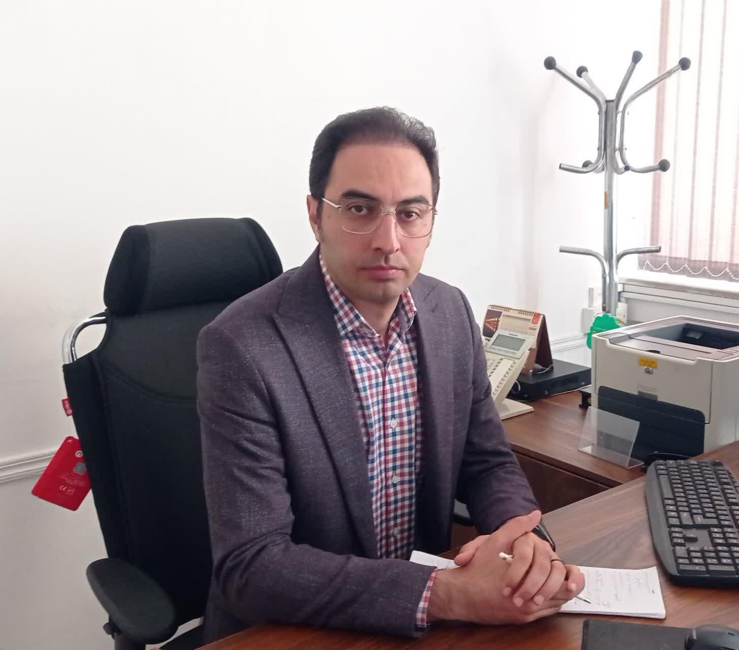 کرمی متین